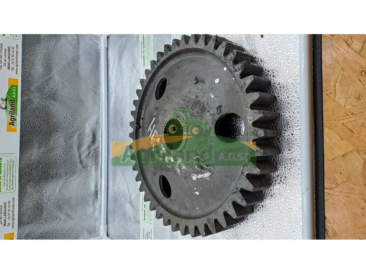 PIGNON LATERAL Z42 KUHN LP : 536