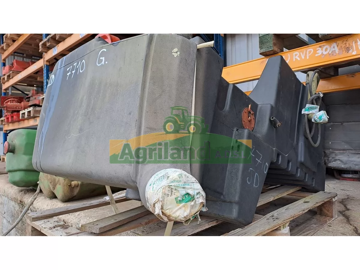 RESERVOIR A CARBURANT GAUCHE LP : 904