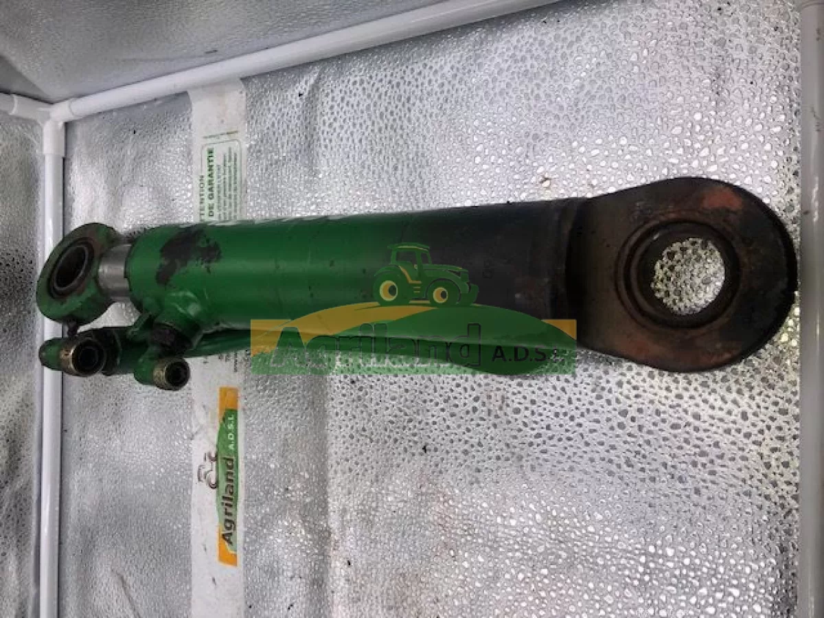 VERIN HYDRAULIQUE DROIT LP : 1118