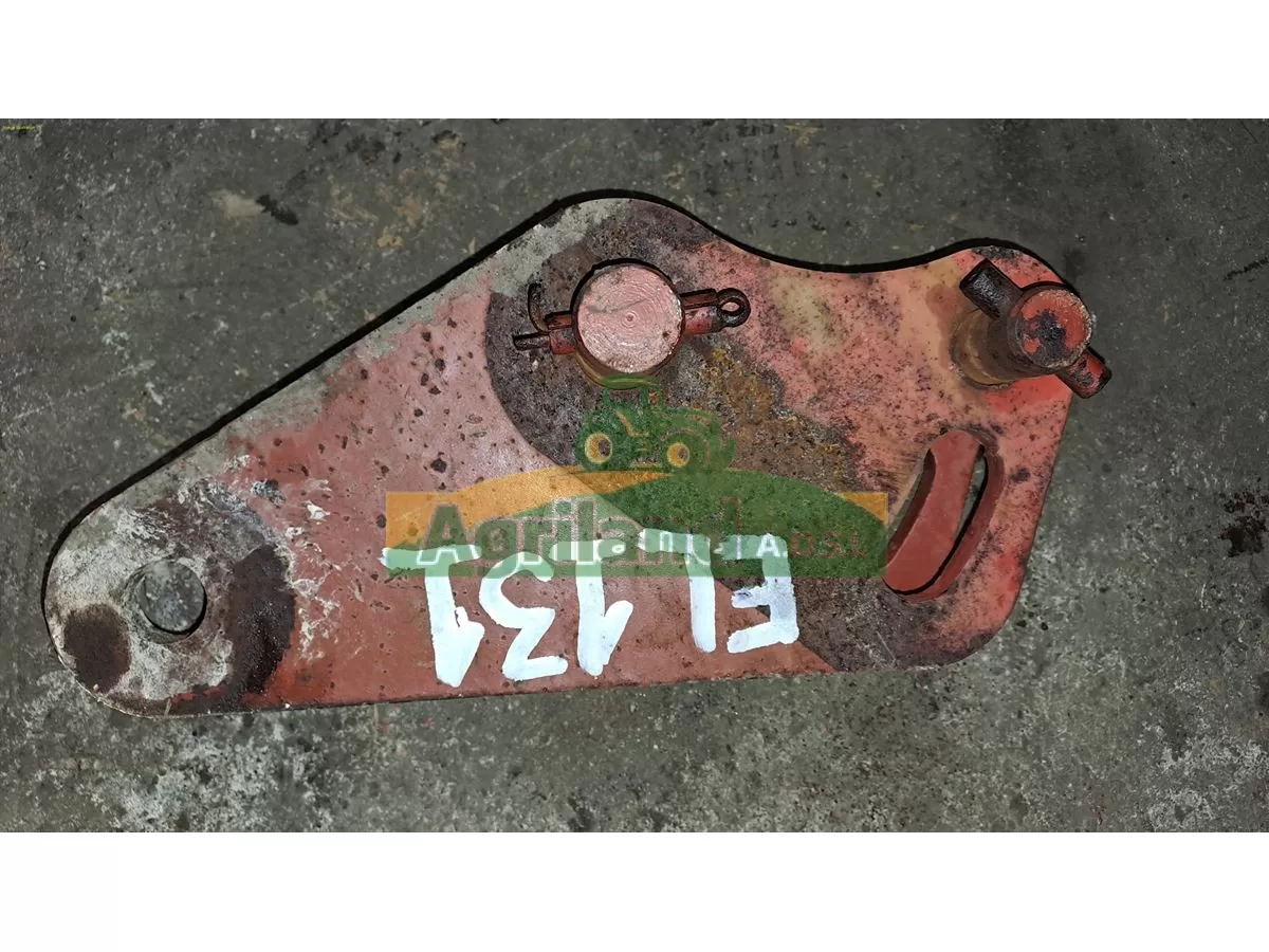 CHAPPE D ATTELAGE DROITE LP : 525