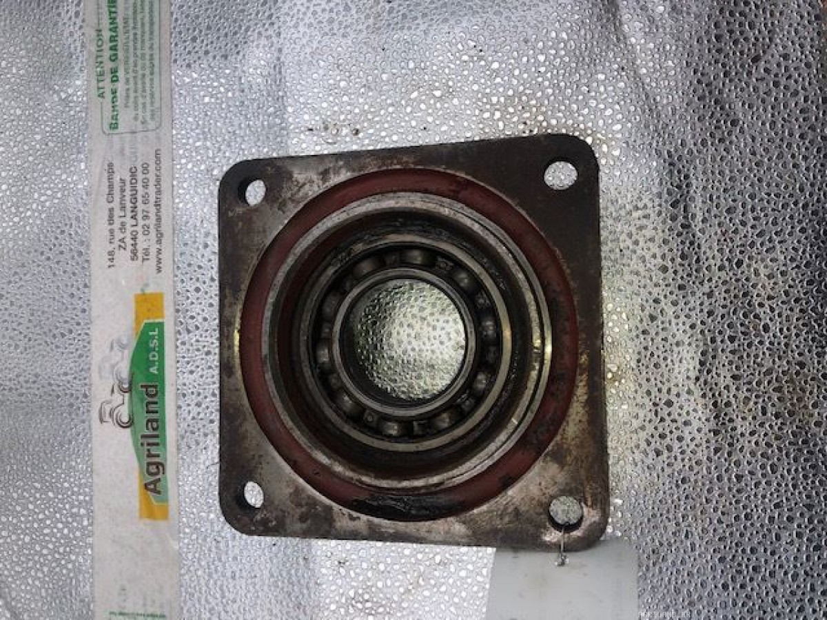 PALIER INF EXT DS  LATERAL LP : 444