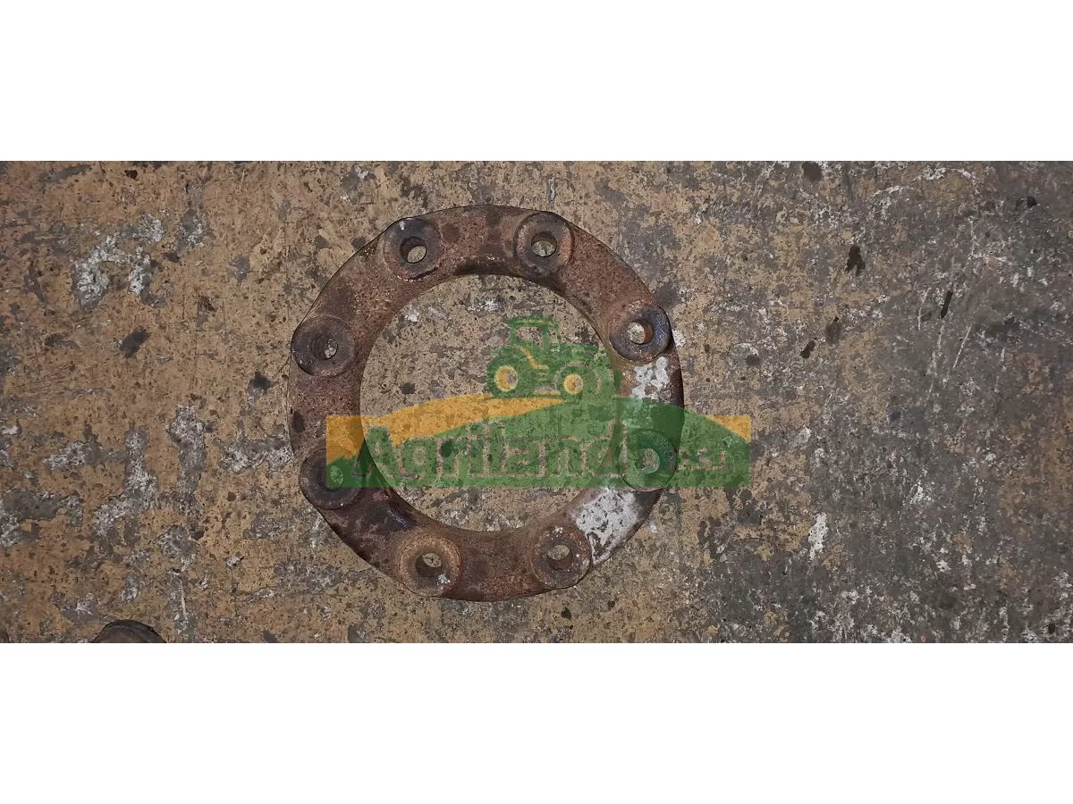 BRIDE DE FIXATION JANTE ARRIERE LP : 1854