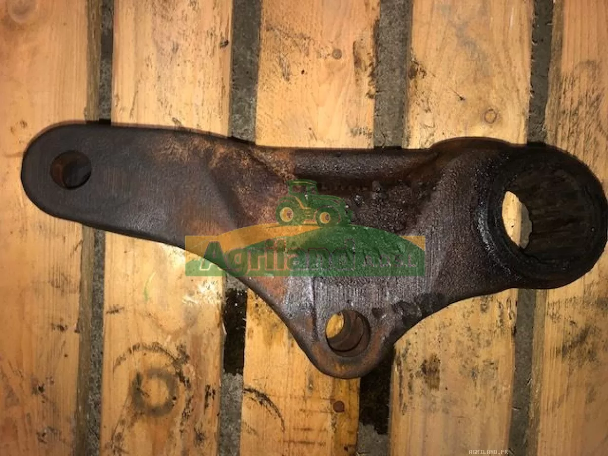 BRAS DE RELEVAGE ARR SUPERIEUR DROIT LP : 1860