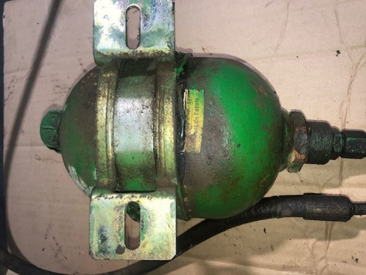 ACCUMULATEUR HYDRAULIQUE  LP : 1859