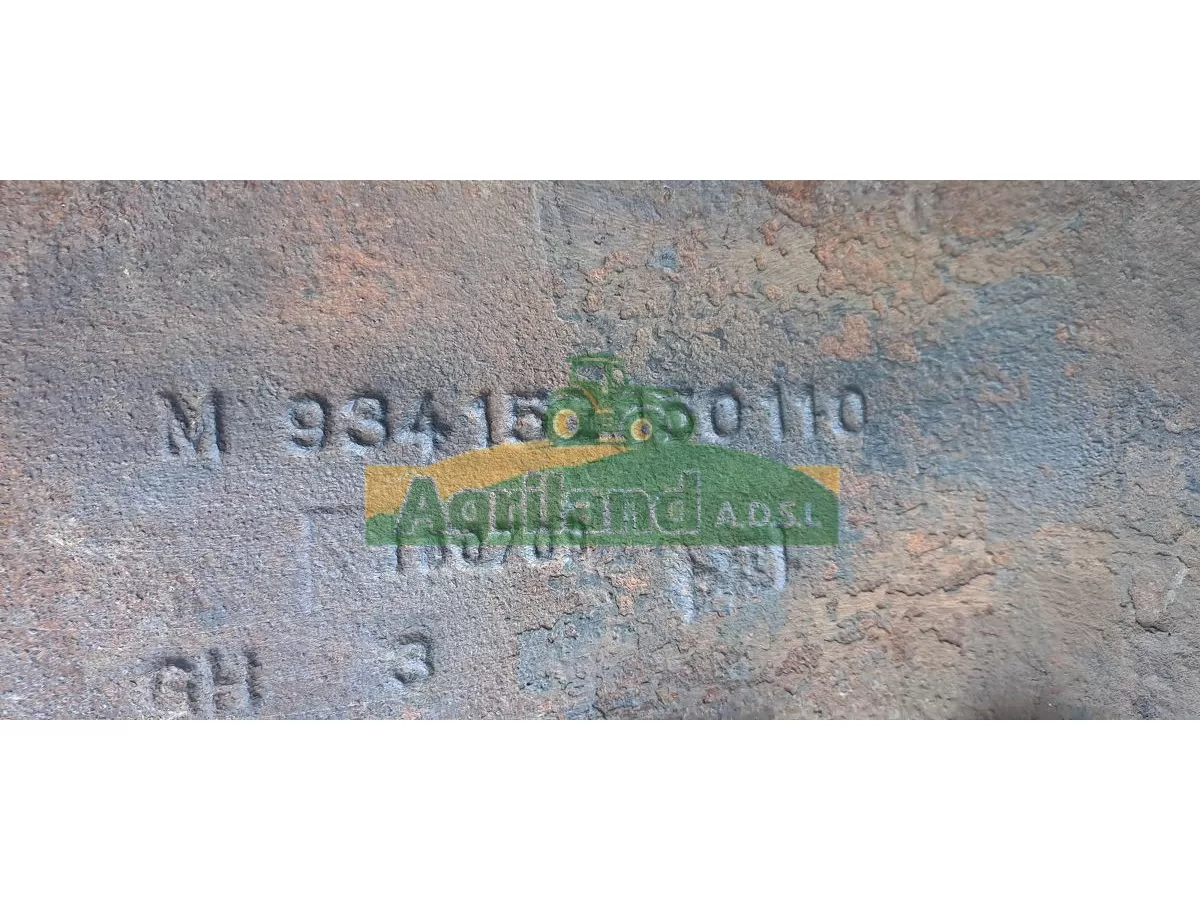 TROMPETTE ARRIERE COMPLETE DROITE ET GAUCHE AVEC ARBRE DE ROUE LP : 1805