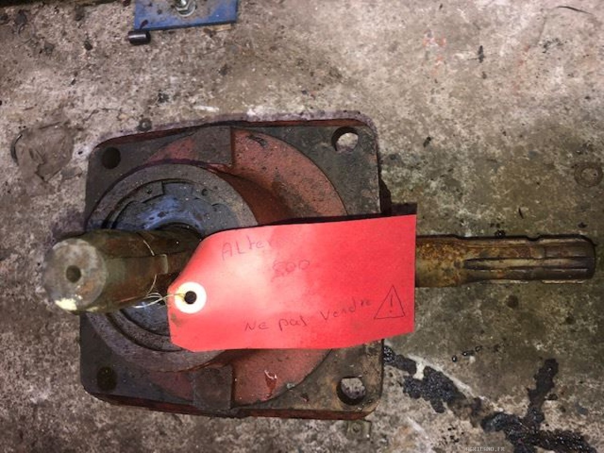 BOITIER INFERIEUR COMPLET LP : 1233