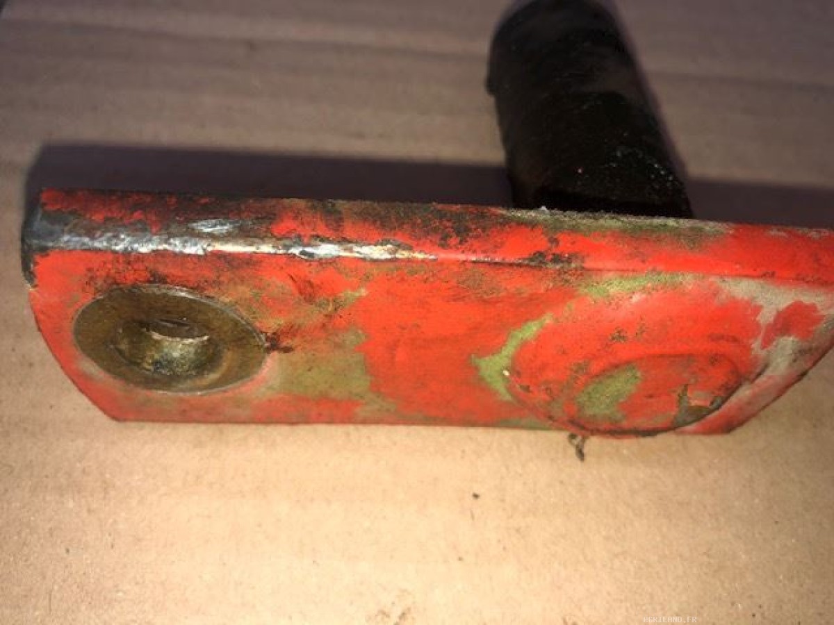 AXE DE LA POTENCE  LP : 877