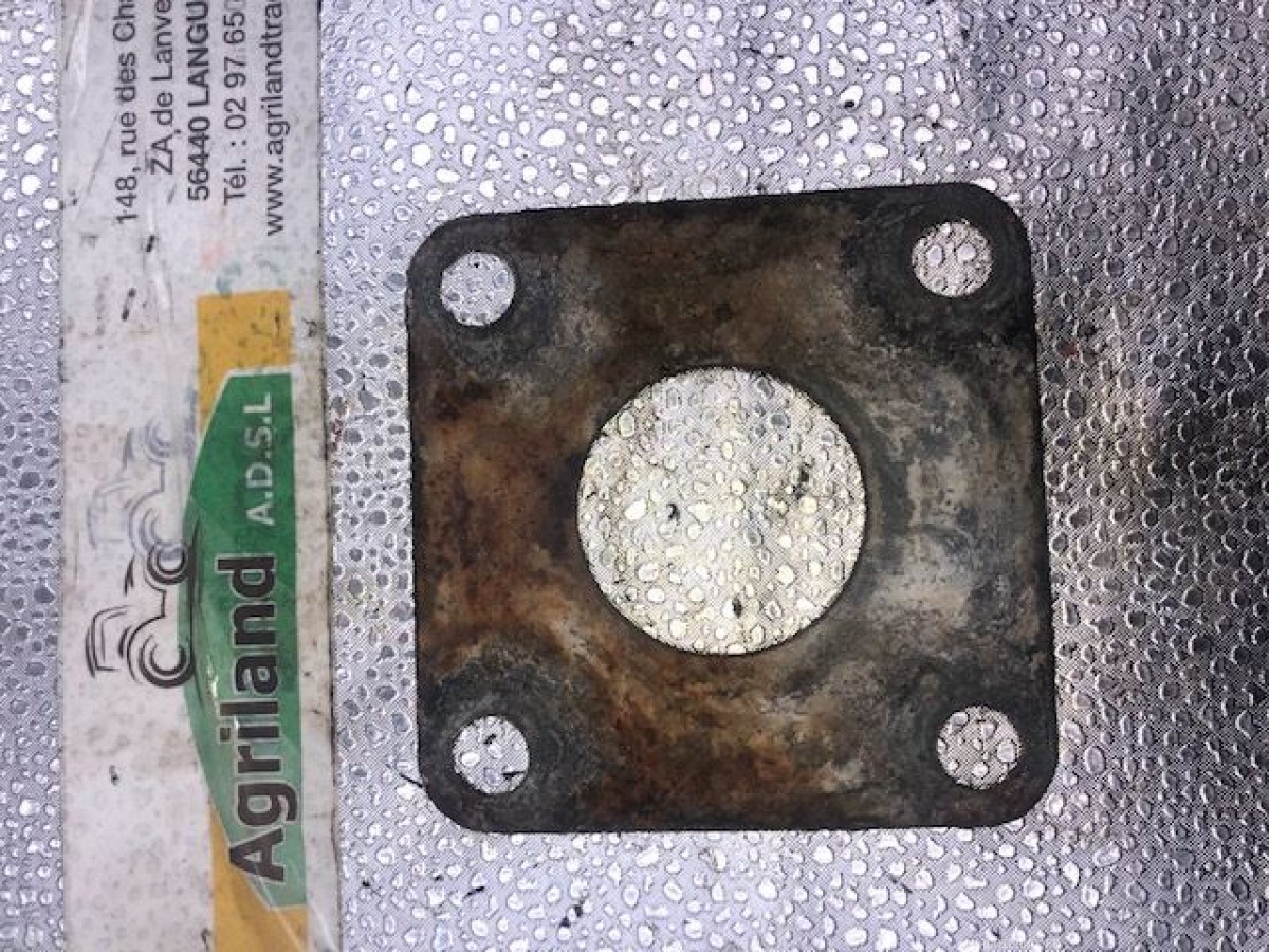 ENTRETOISE CALE  LP : 877