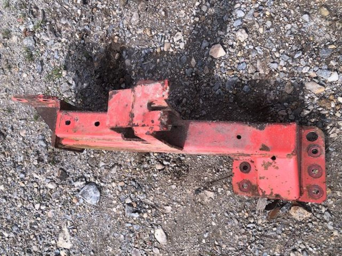 SUPPORT CHASSIS PORTEUR  LP : 877