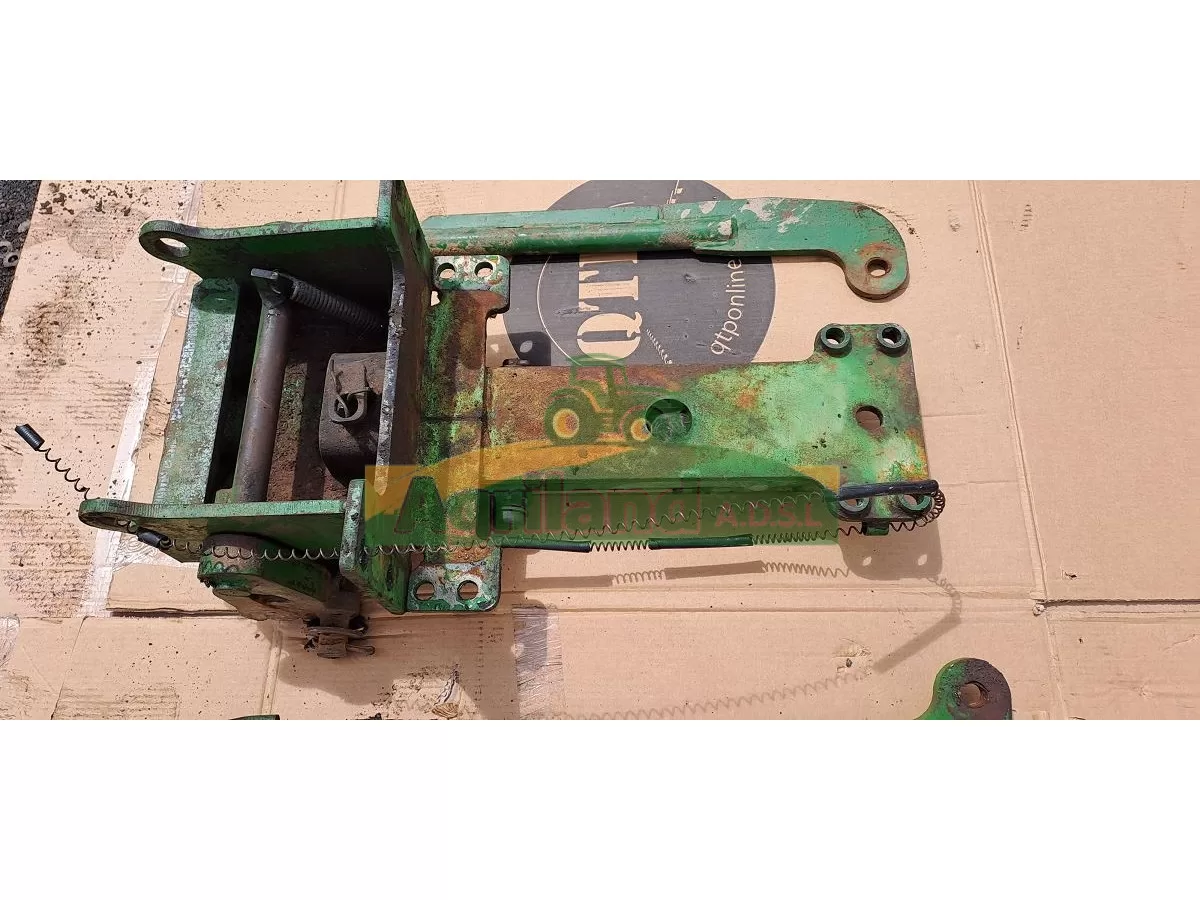 CROCHET AUTOMATIQUE JD 6230 OCCASION  LP : 973