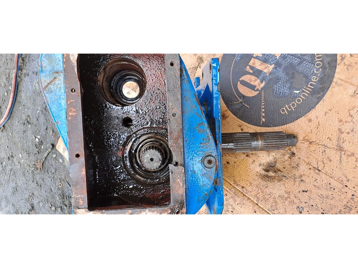 BOITIER RABEWERK (CARCASSE, ARBRE INF, COUPLE CONIQUE Z15/Z34) LP : 623