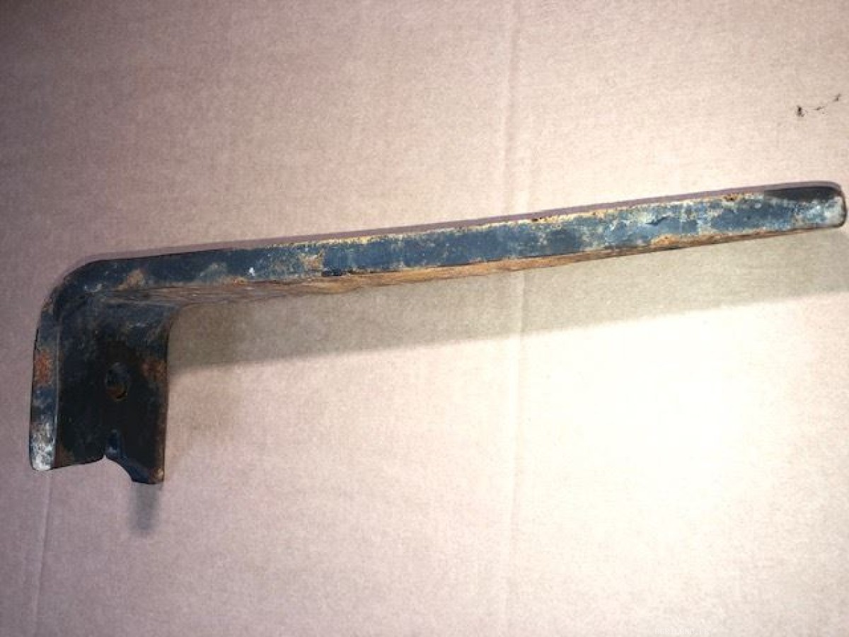 DENT GAUCHE  LP : 1880