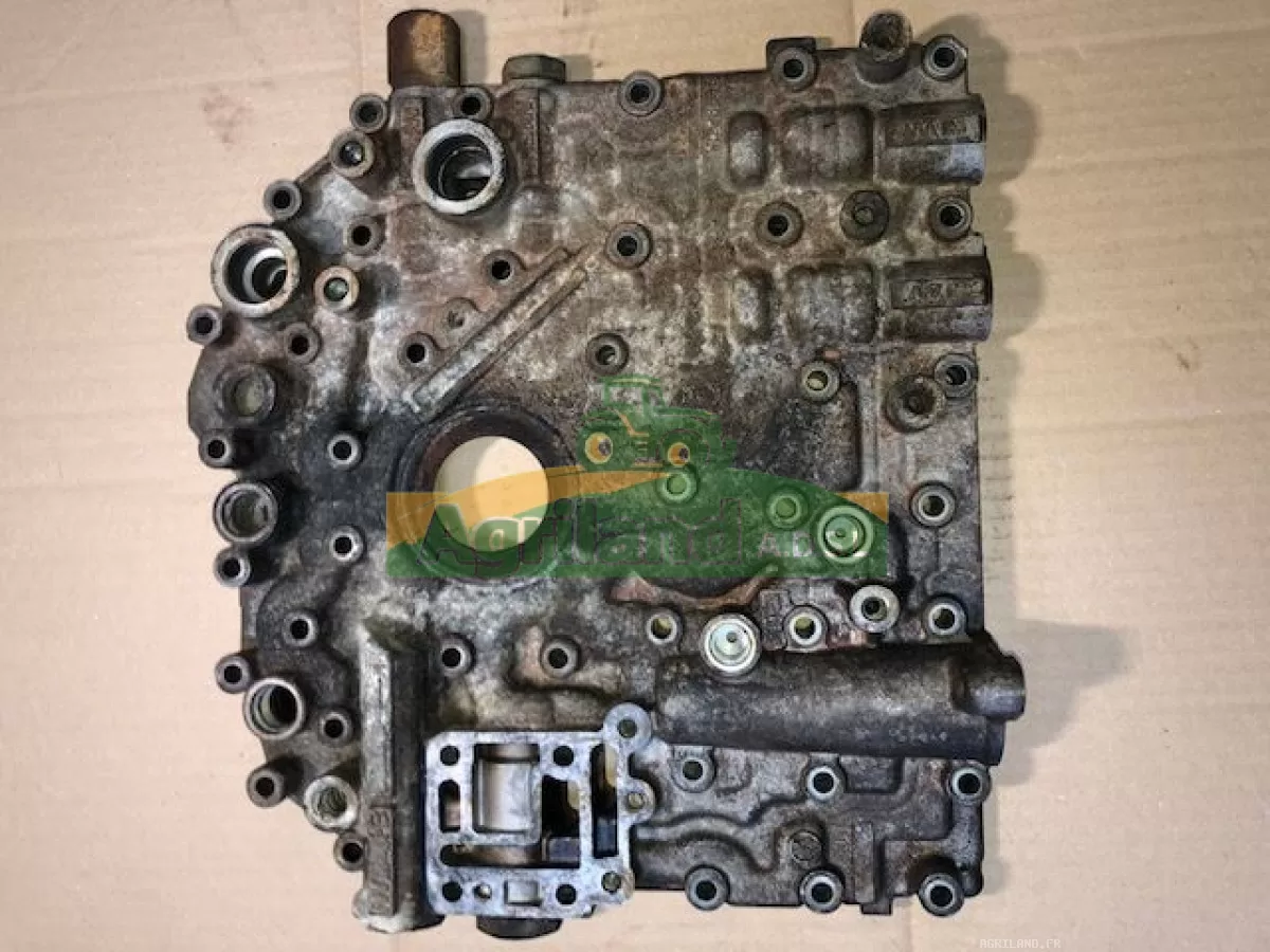 COUVERCLE AVANT DE BOITE  LP : 1230