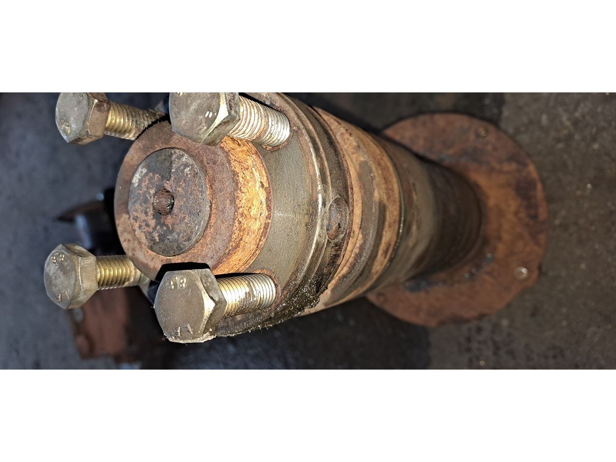 BOITIER COMPLET RENVOI D ANGLE AVEC COUPLE CONIQUE Z12/32 LP : 1834