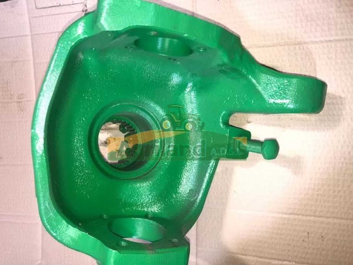 CARTER PIVOT DROIT ( SANS FREIN DE PONT AVANT)  LP : 1747