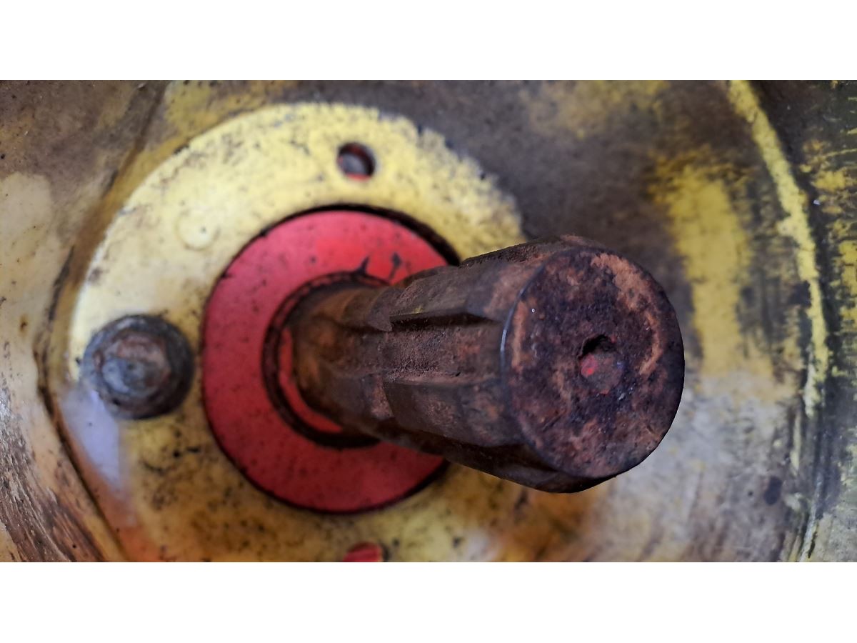 BOITIER PRIMAIRE COMPLET GMD702 540 ET 1000 TR  (SUR TETE ATTELAGE) OCCASION