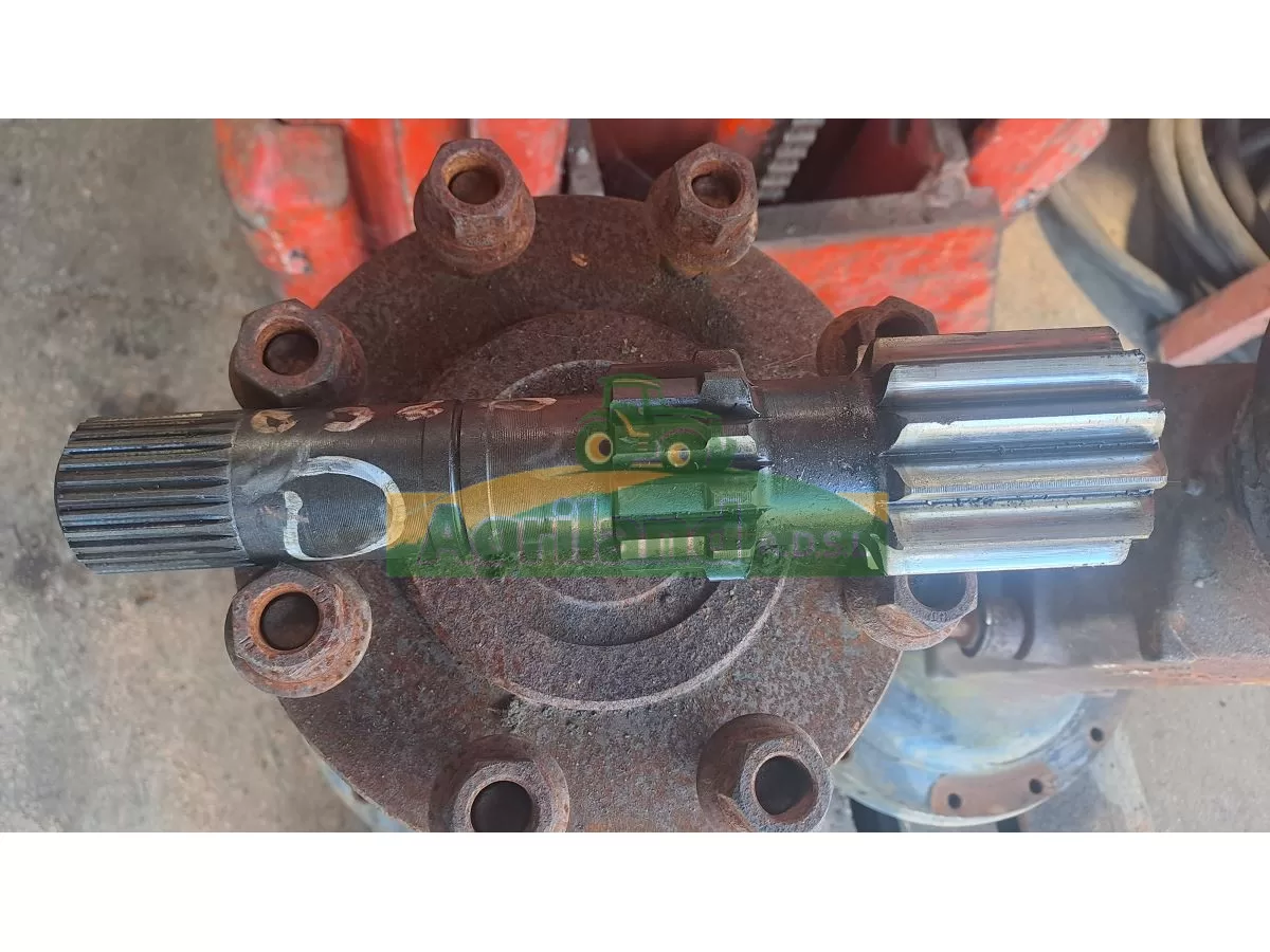 TROMPETTE ARRIERE AVEC RÉDUCTEUR , ARBRE  DE ROUE ET DEMI ARBRE 