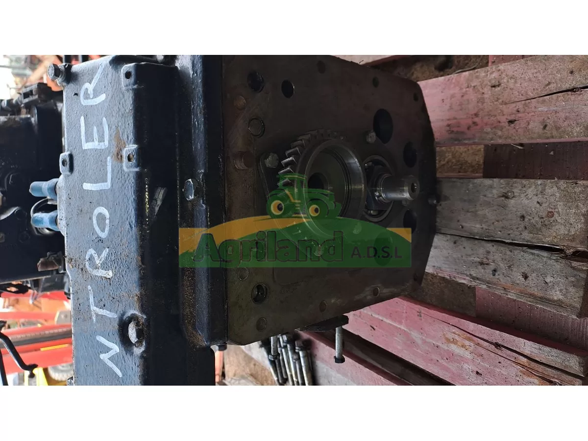 BOITE DE VITESSE ET COUPLE CONIQUE AVEC DIFFERENTIEL (SANS RELEVAGE)