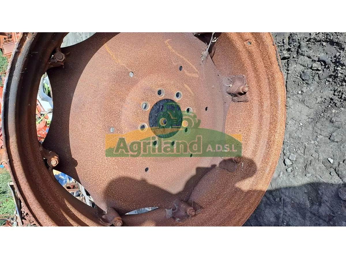 JANTE ARRIERE MASSEY FERGUSSON 38/380/8T/M150/P8