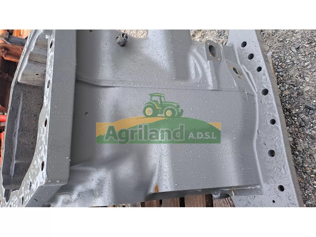 CARTER INTERMEDIAIRE DE BOITE DE VITESSE