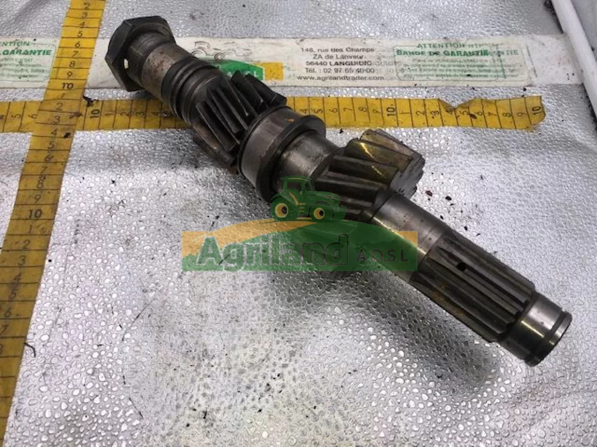 ARBRE AVEC PIGNON Z14  