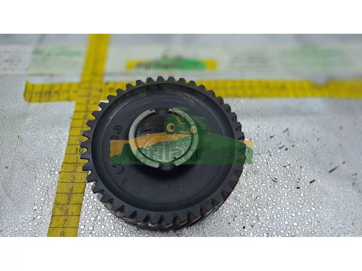 COUPLE CONIQUE PONT ARRIERE Z9/46 (ARBRE AVEC PIGNONS MONTE)