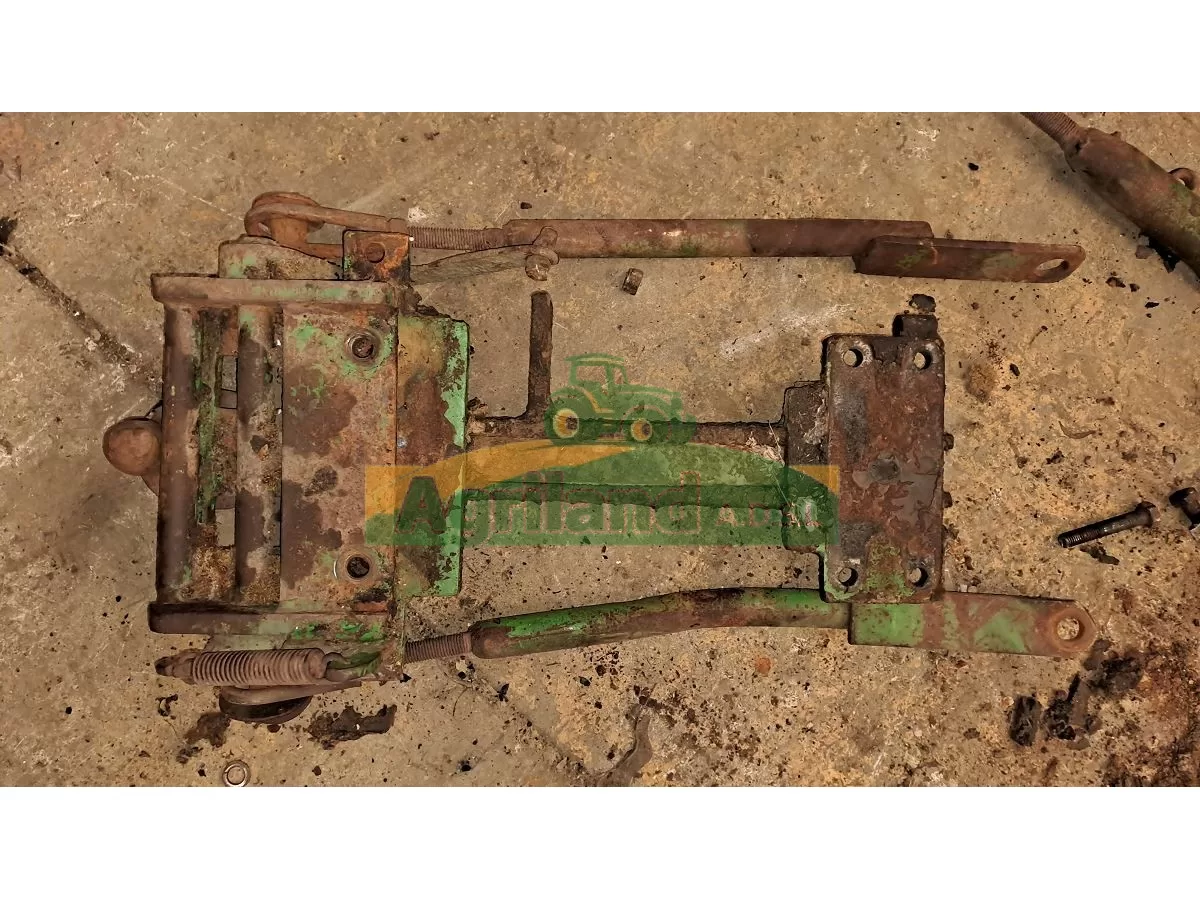 CROCHET AUTOMATIQUE AVEC TIRANTS