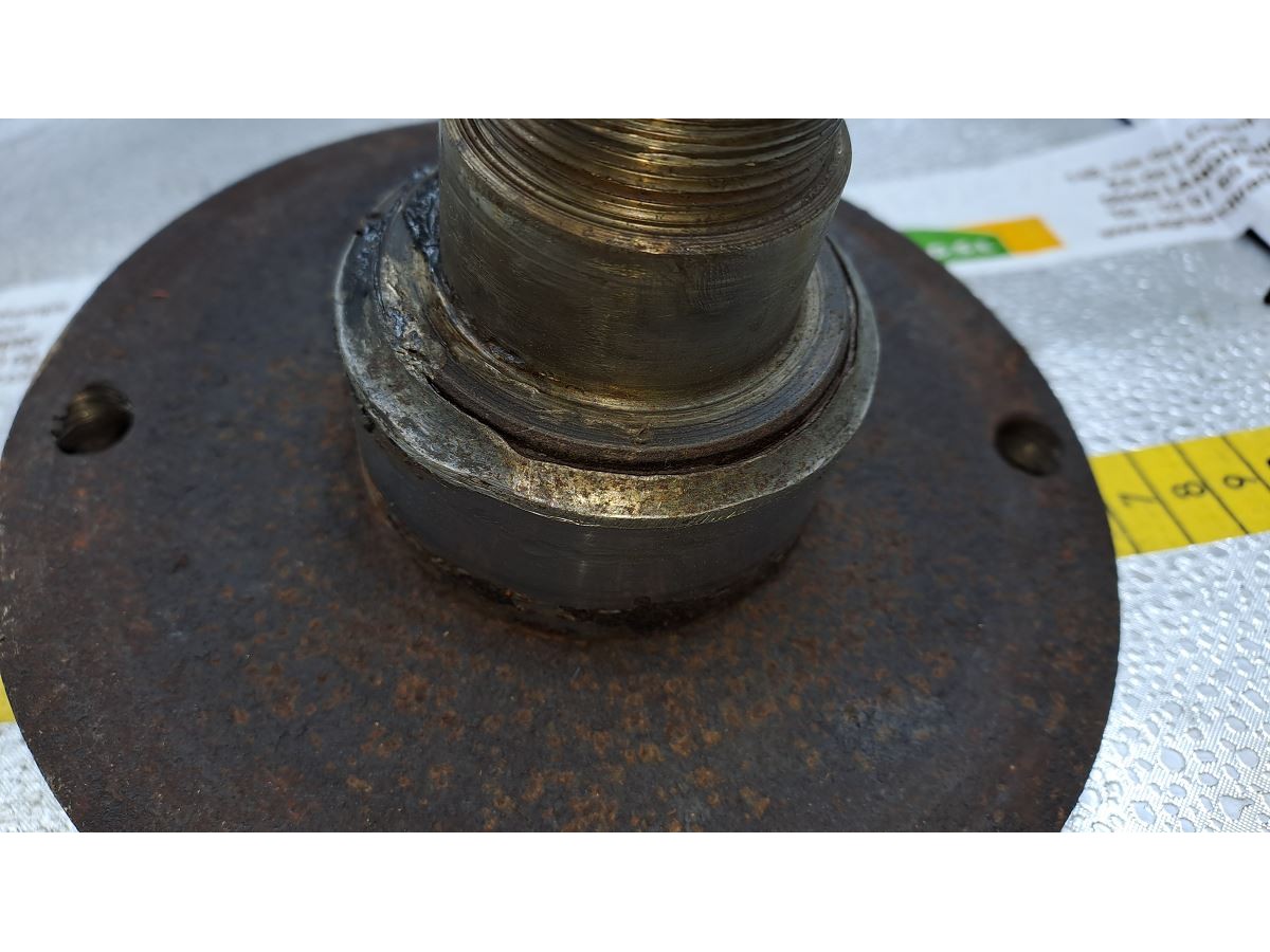 FUSEE OPPOSEE A L ENTRAINEMENT