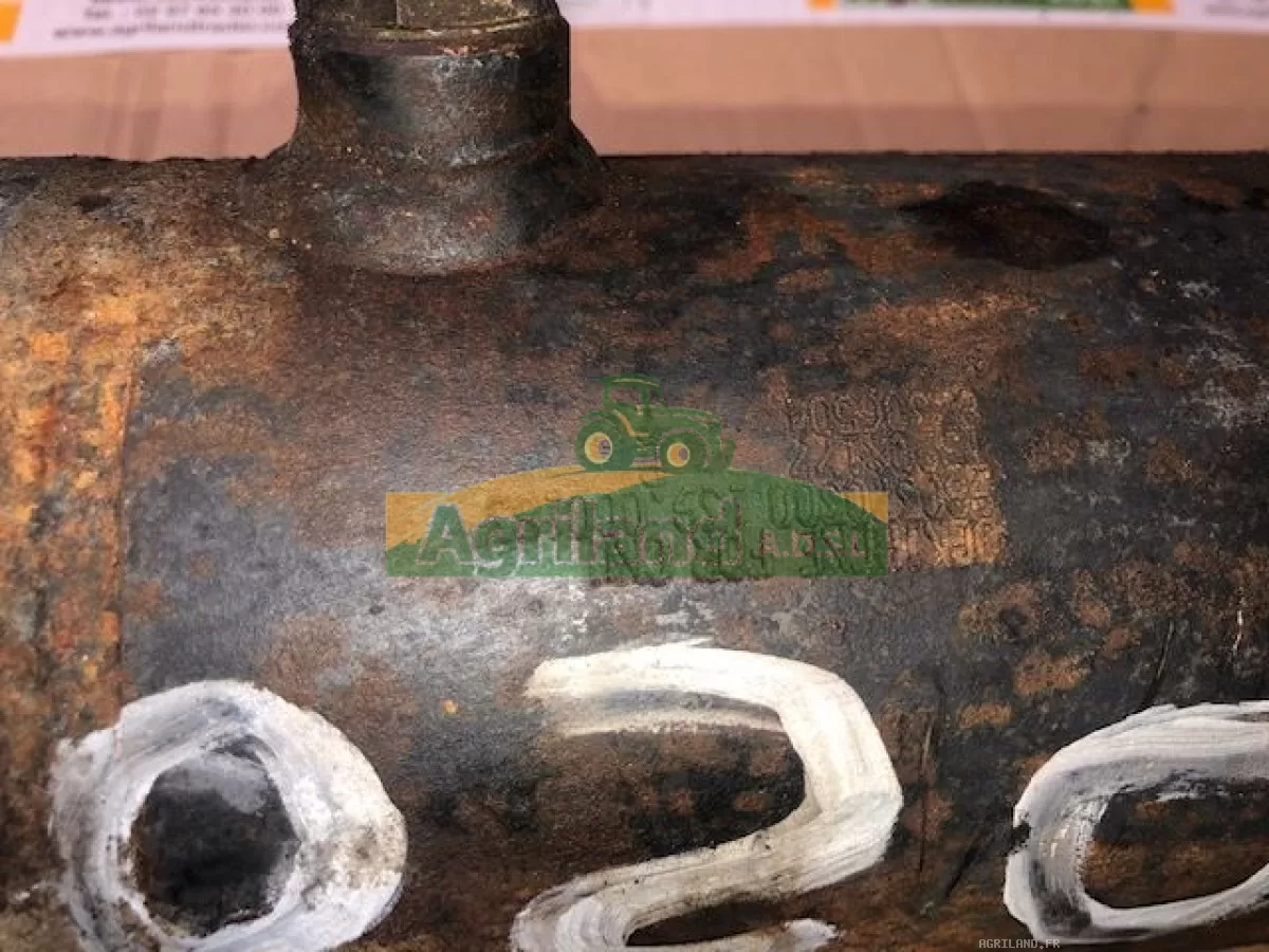 CYLINDRE HYDRAULIQUE 
