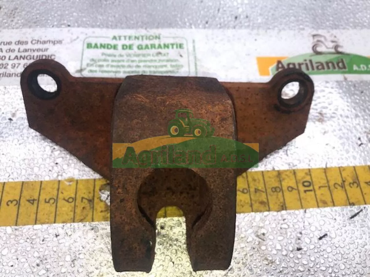 SUPPORT DU COUVERCLE DE RELEVAGE ARRIERE 