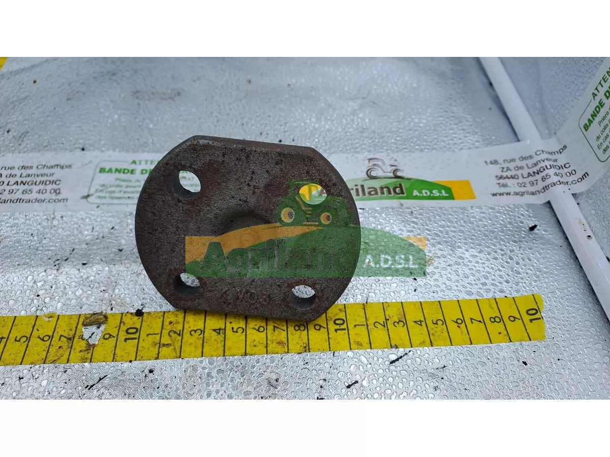 PIVOT INFERIEUR AVANT D ET G (TOURILLON)