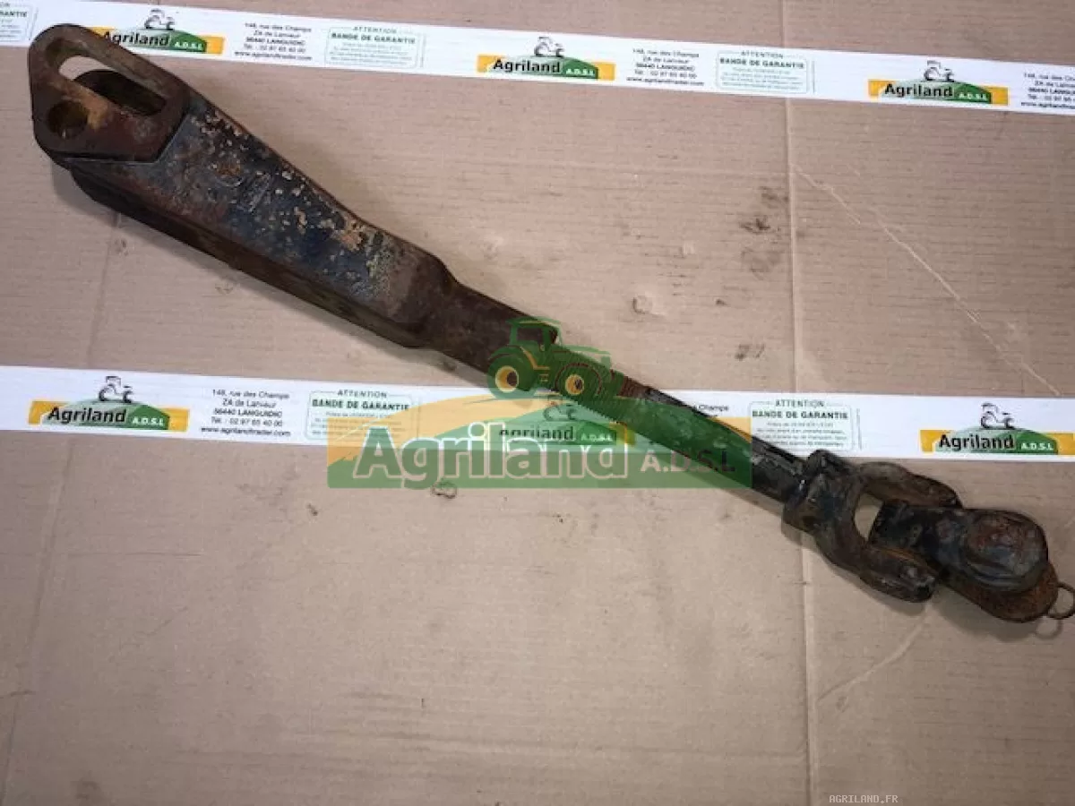 CHAPE D'ATTELAGE M33X3