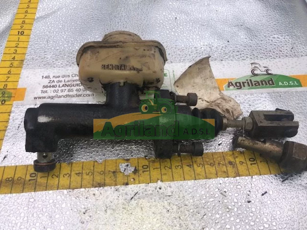 MAITRE CYLINDRE D'EMBRAYAGE 33MM STROKE