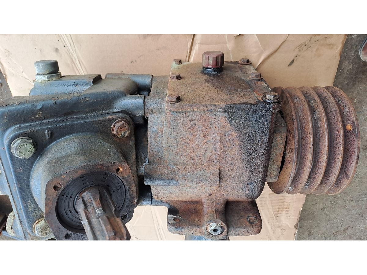 BOITIER DE TRANSMISSION PRINCIPAL COMPLET AVEC POULIE