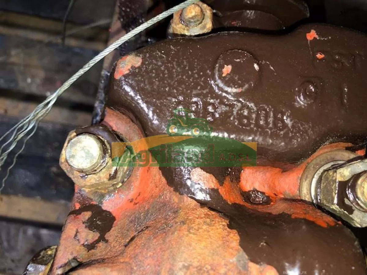 BLOC DE RELEVAGE ARRIERE AVEC BRAS 