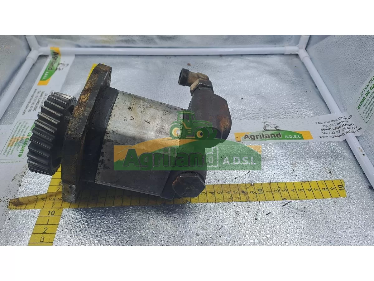 POMPE HYDRAULIQUE BOSH + PLAQUE + PIGNON DISTRI Z32