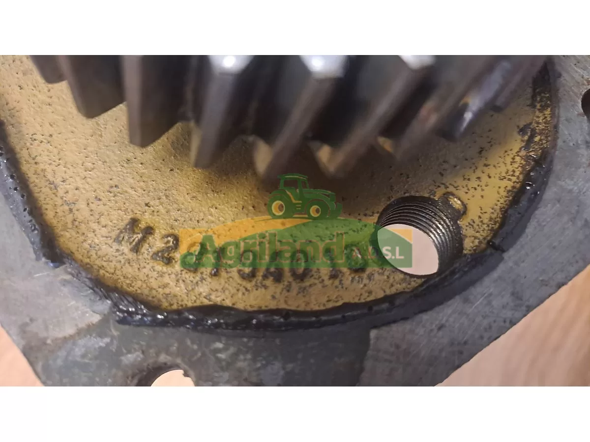 POMPE HYDRAULIQUE BOSH + PLAQUE + PIGNON DISTRI Z32