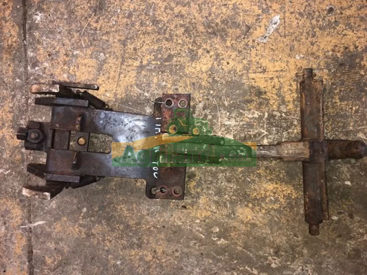 CROCHET D'ATTELAGE AUTOMATIQUE LEMOINE