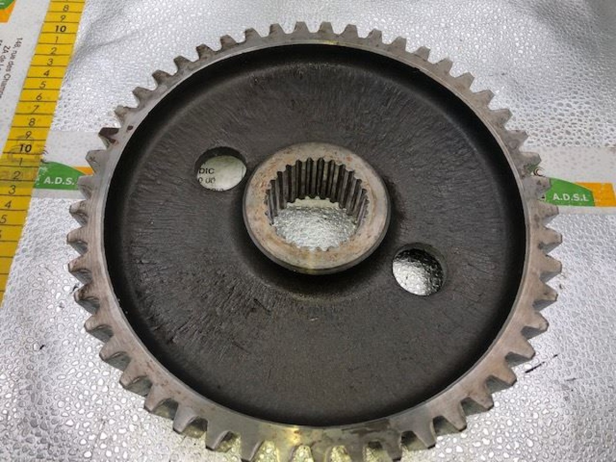 PIGNON LATERAL Z49