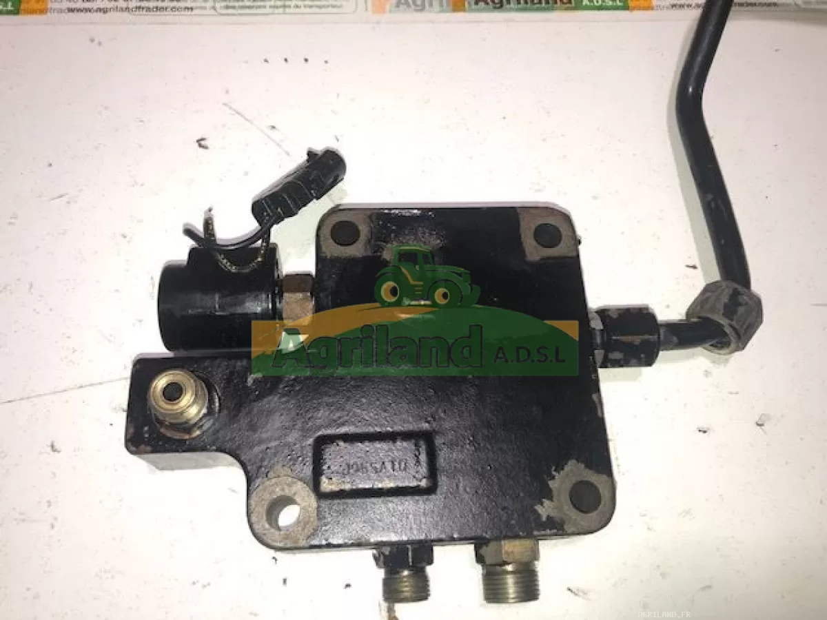 COLLECTEUR HYDRAULIQUE 