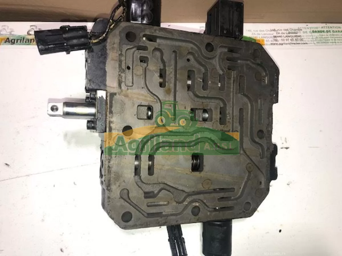 VALVE HYDRAULIQUE DE COMMANDE