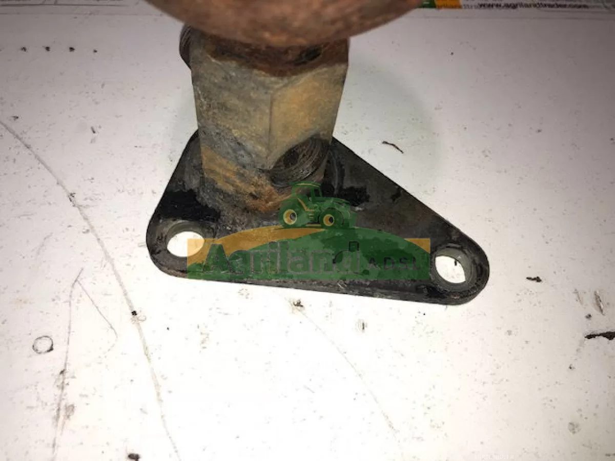 ACCUMULATEUR AVEC RACCORD 