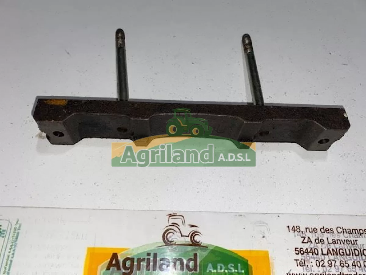 SUPPORT DE BLOC MOTEUR 