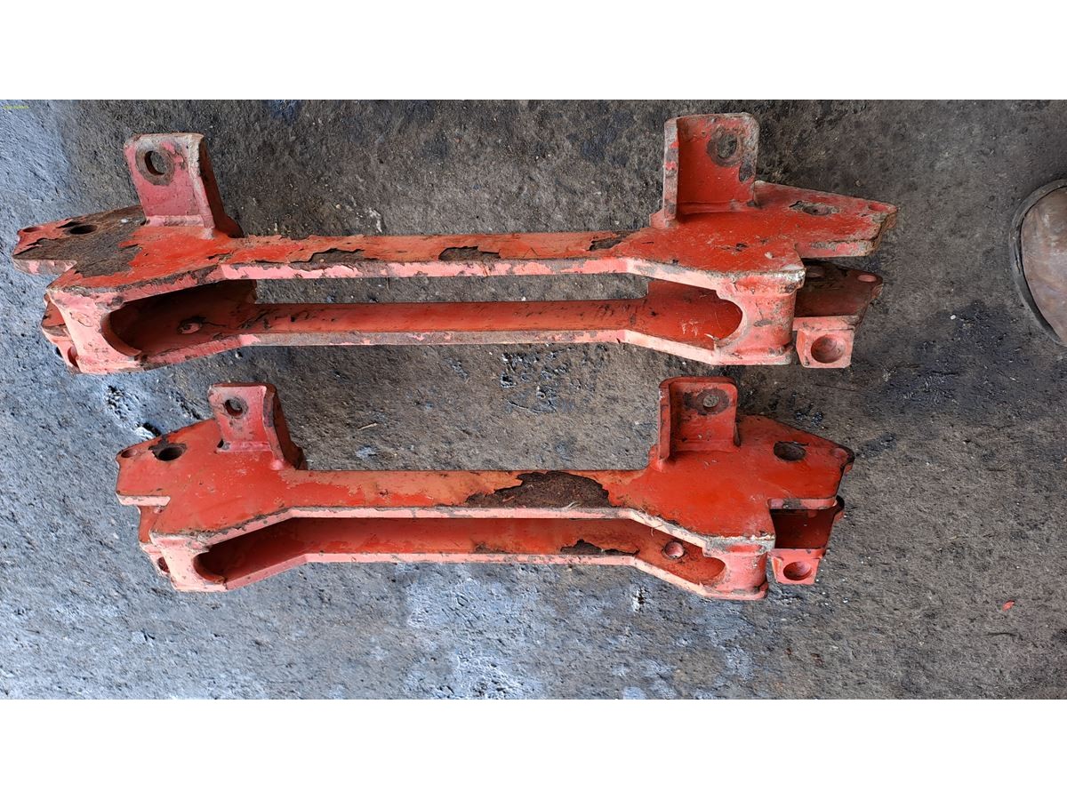 SUPPORT DE BARRE NIVELLEUSE LP : 1572