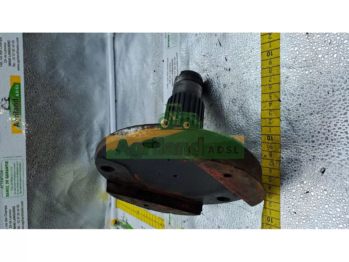 FUSEE DE ROTOR COTE GAUCHE (ENTRAINEMENT) 