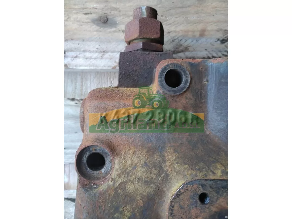 BLOC DE RELEVAGE COMPLET