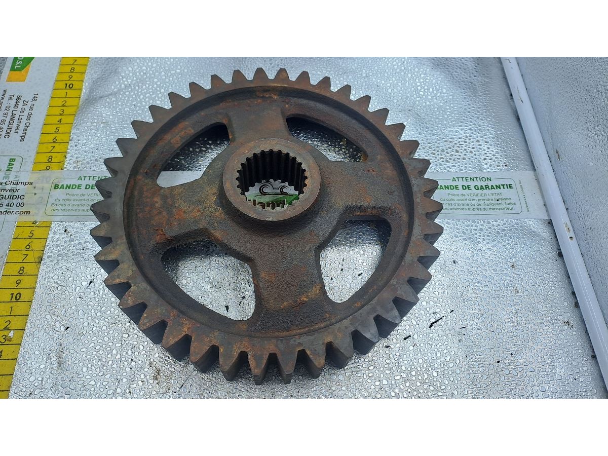 PIGNON LATERAL Z40