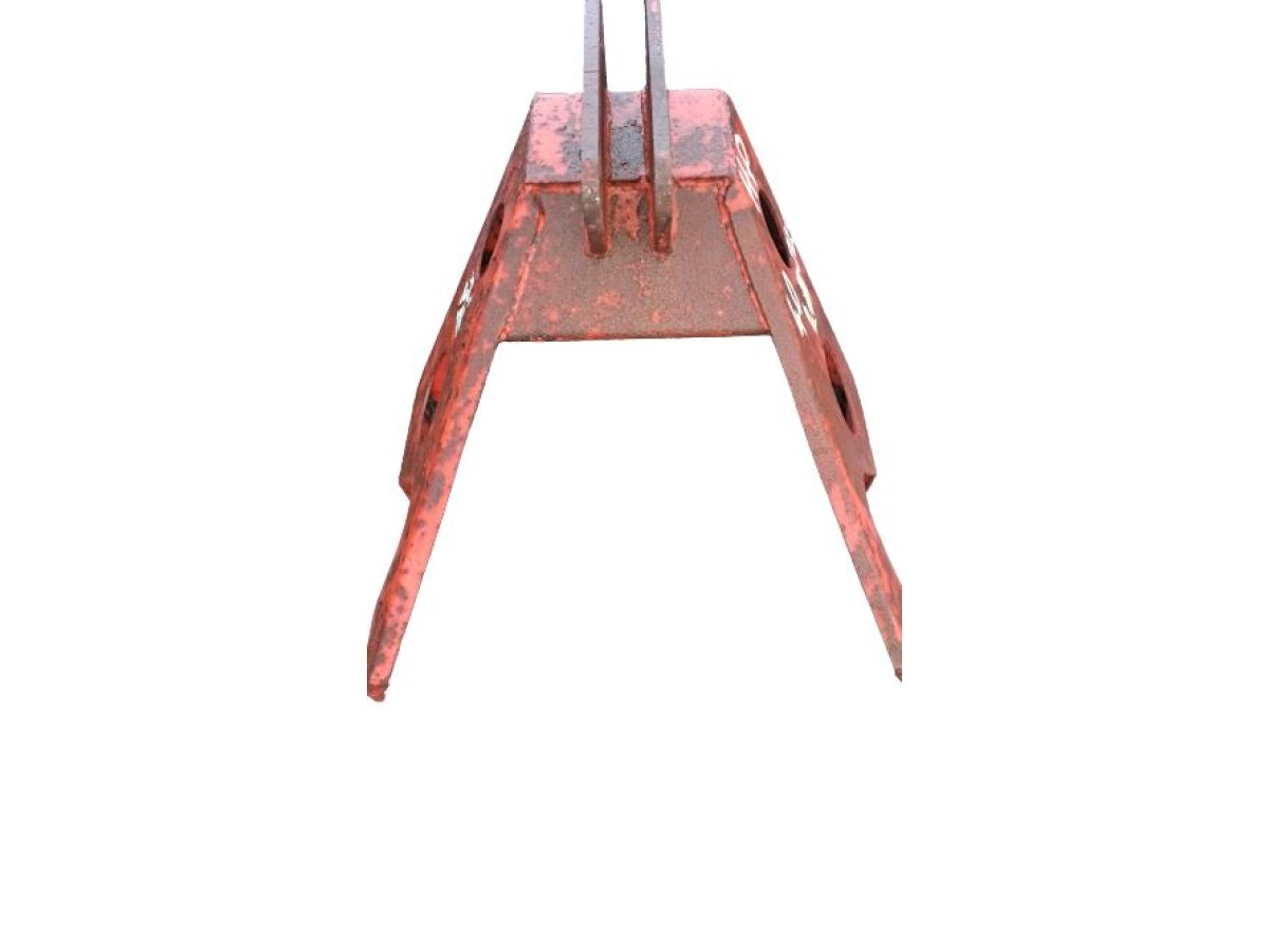 TETE TRIANGULAIRE ATTELAGE