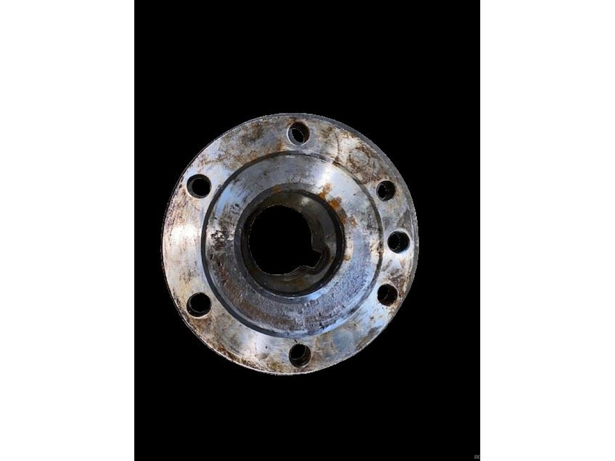 MOYEU INTERMEDIAIRE D ENTRAINEMENT DU LAMIER PAR LE BOITIER 