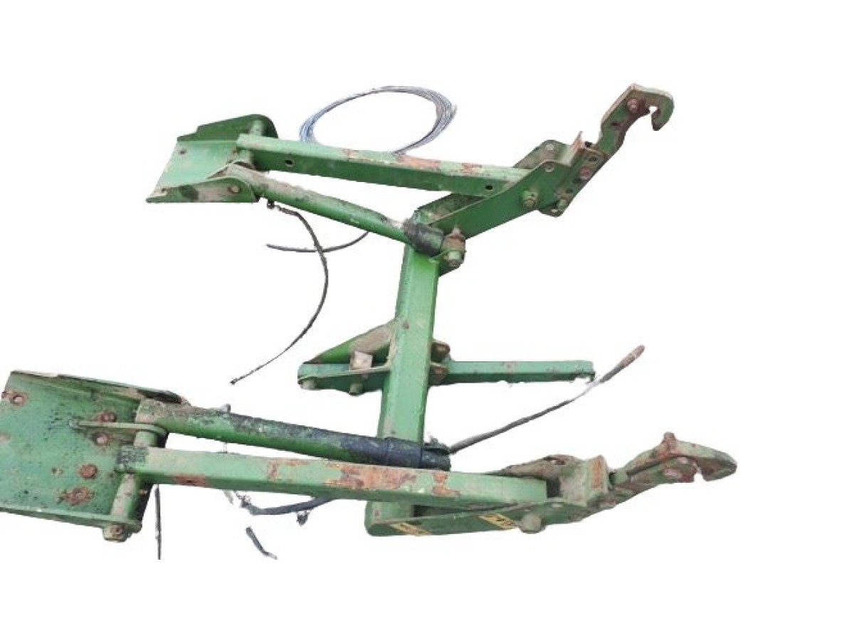 RELEVAGE HYDRAULIQUE ARRIERE